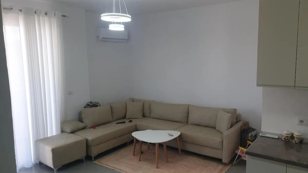 Mucaj Apartament غوليم 0*,